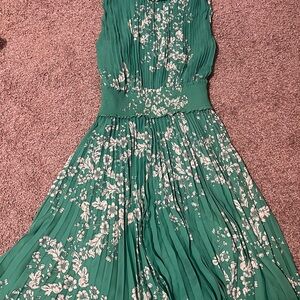 Floral Green Pleated Dress